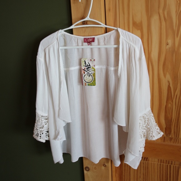 White Coverup - Picture 1 of 5